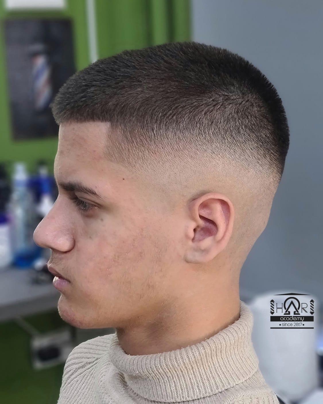 Crew cut precis - GT Barber
